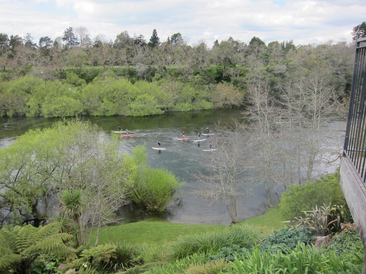 On The River Tamahere Exterior photo