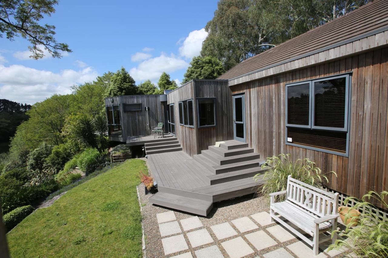 On The River Tamahere Exterior photo