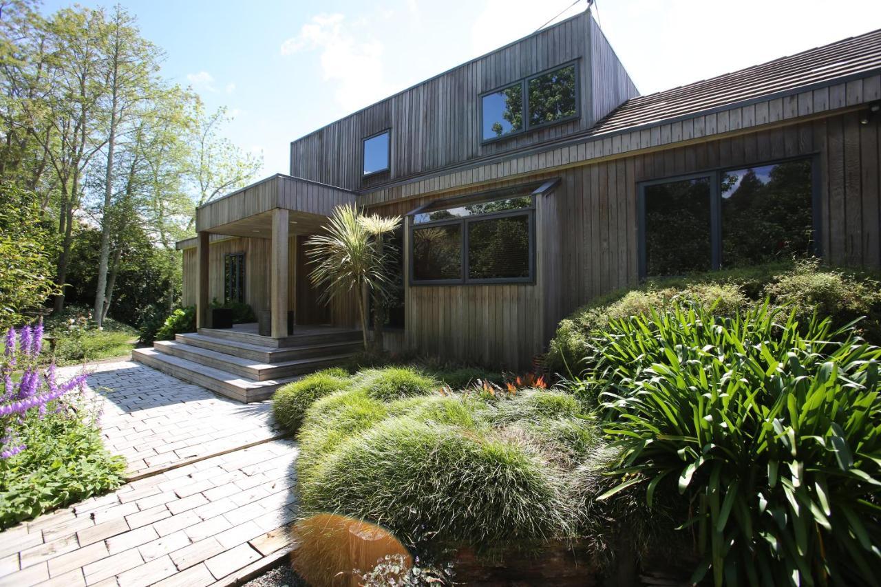 On The River Tamahere Exterior photo